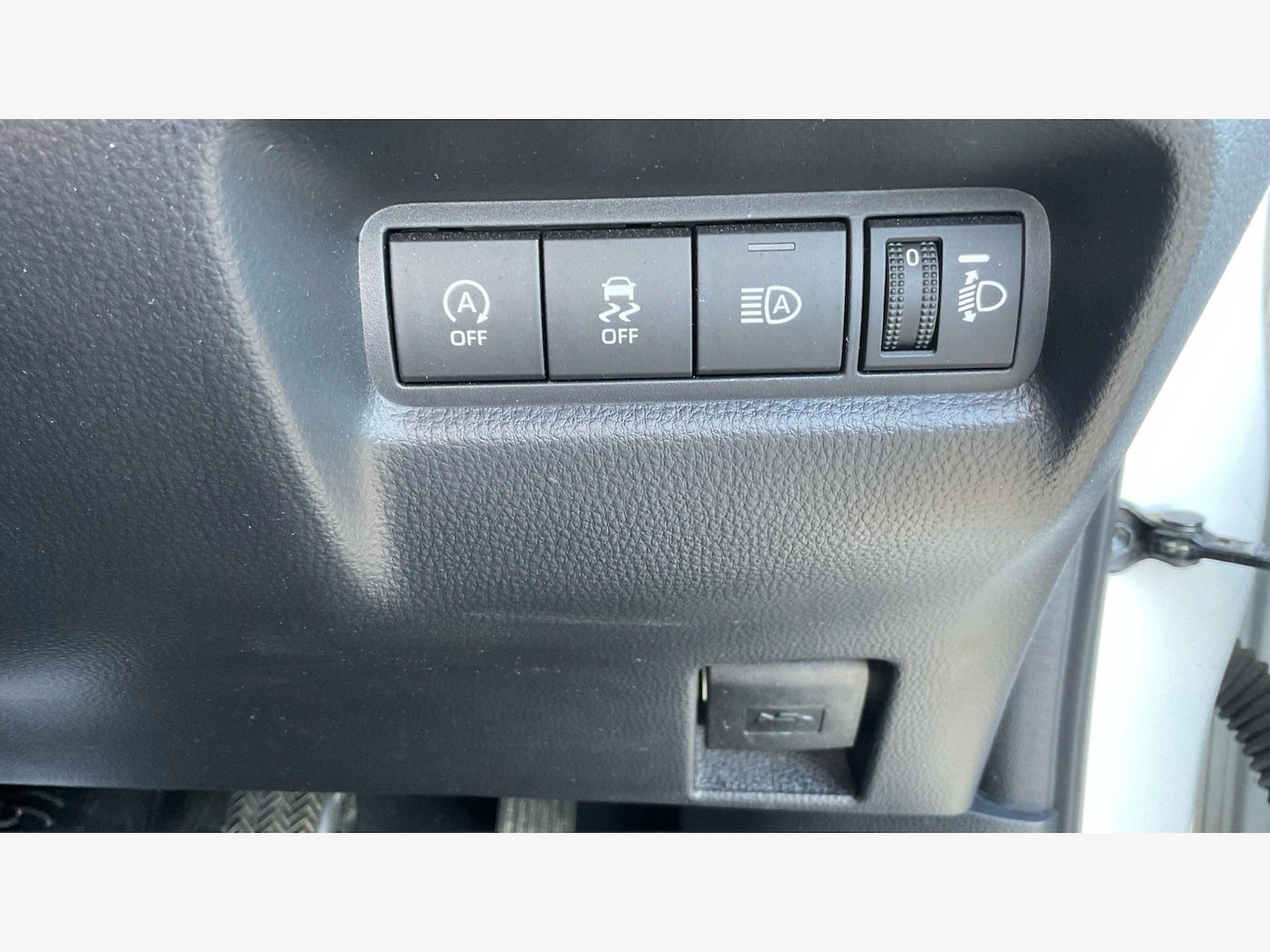 Used Toyota Aygo X 2023 for sale - 77783120: Photo 27