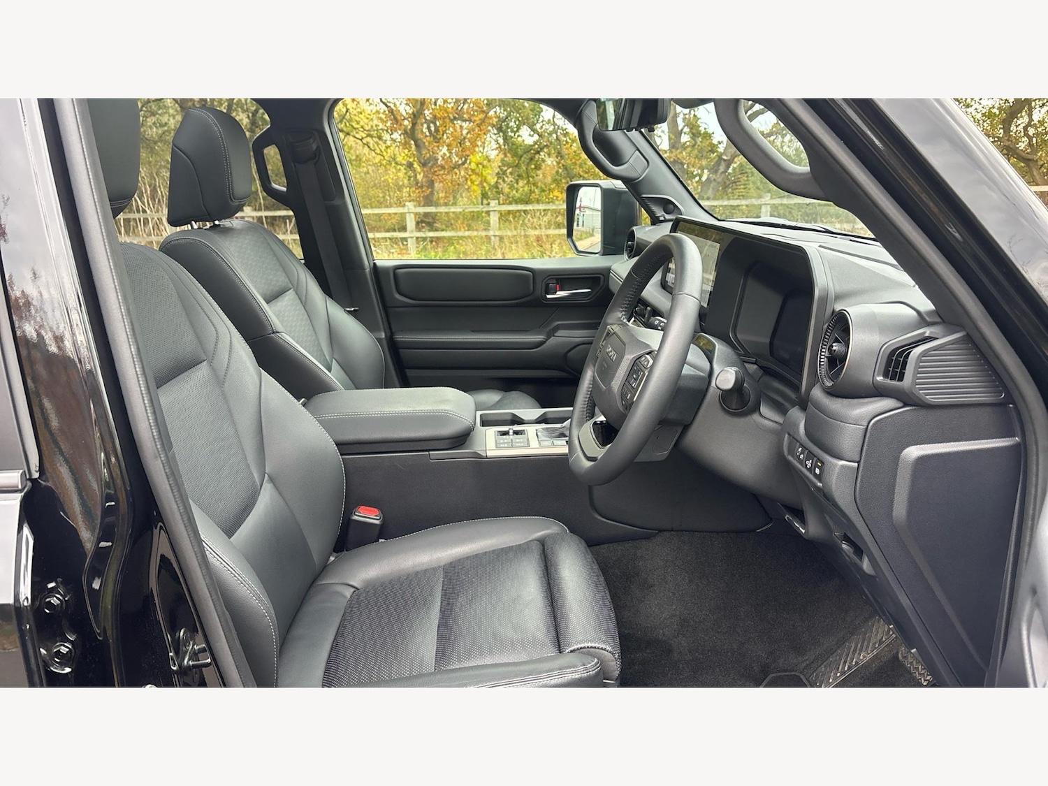 Used Toyota Land Cruiser 2024 for sale - 77344031: Photo 13