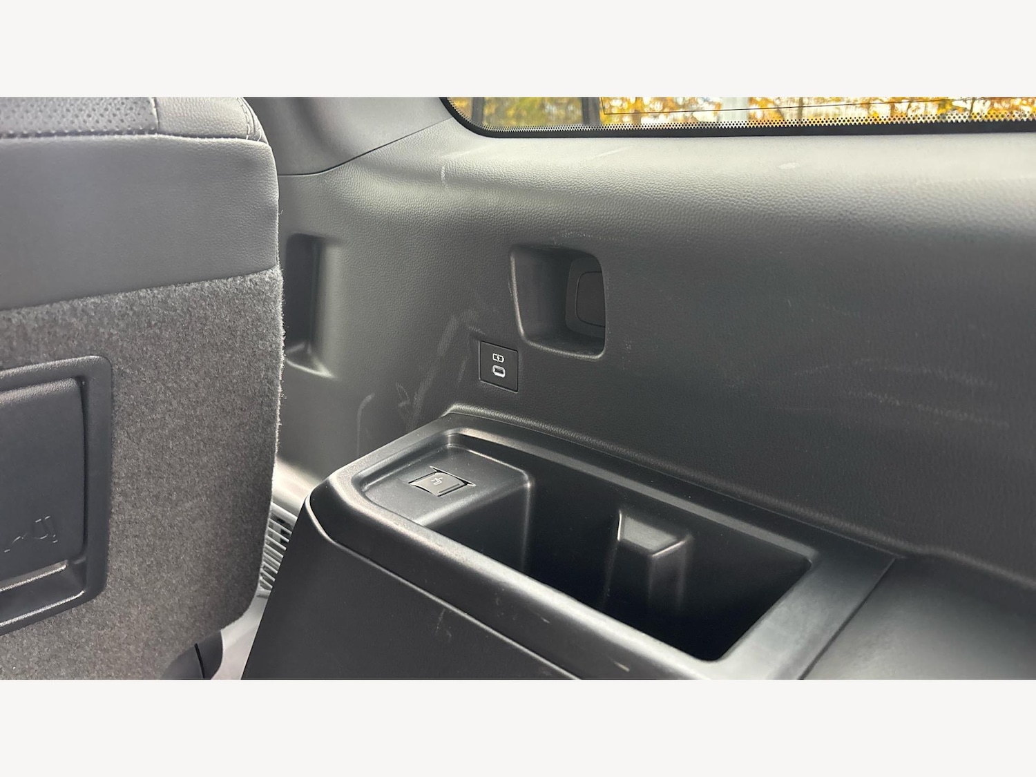 Used Toyota Land Cruiser 2024 for sale - 77344031: Photo 30