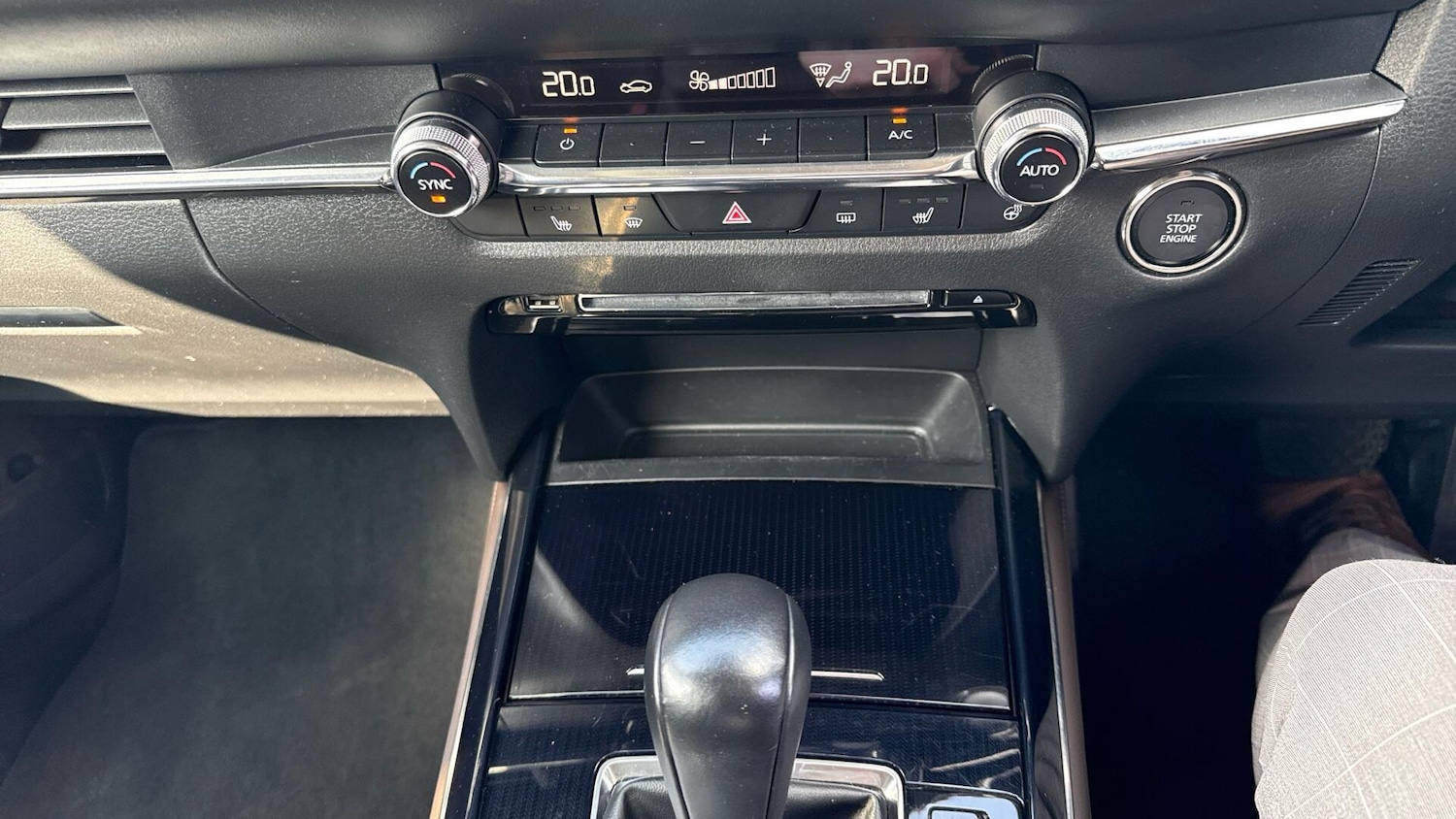 Used Mazda CX-30 2020 for sale - 77982510: Photo 33