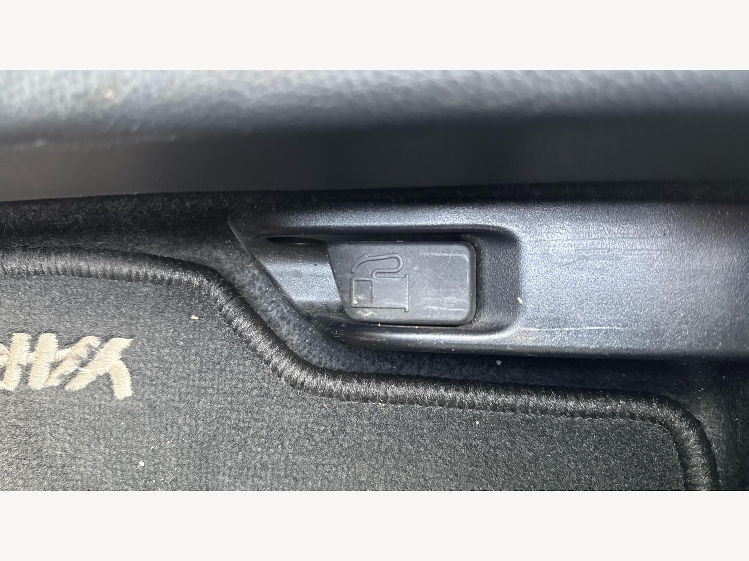 Used Toyota Yaris 2021 for sale - 77109658: Photo 28