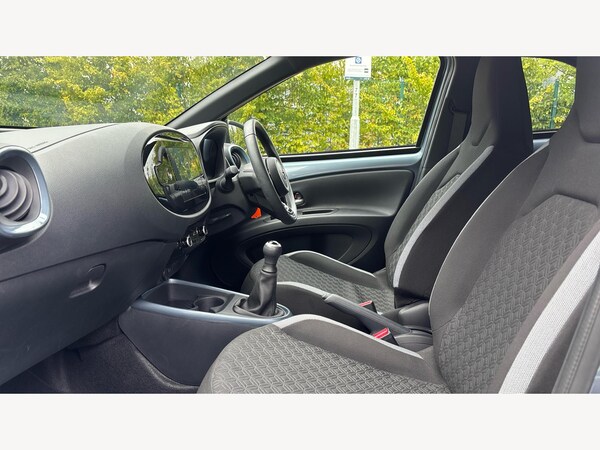 Used Toyota Aygo X 2024 for sale - 76239396: Photo 12