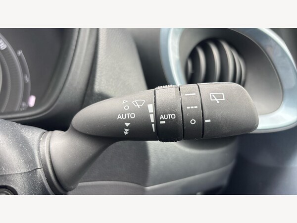 Used Toyota Aygo X 2024 for sale - 76239396: Photo 24
