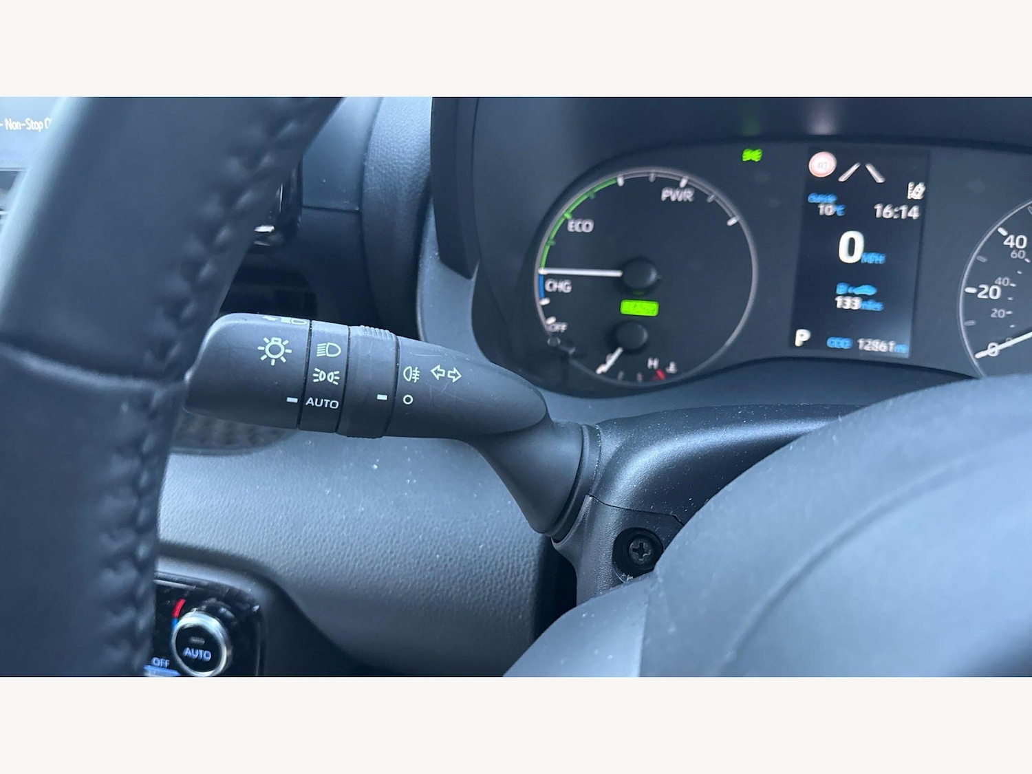 Used Toyota Yaris for sale - 78086842: Photo 27