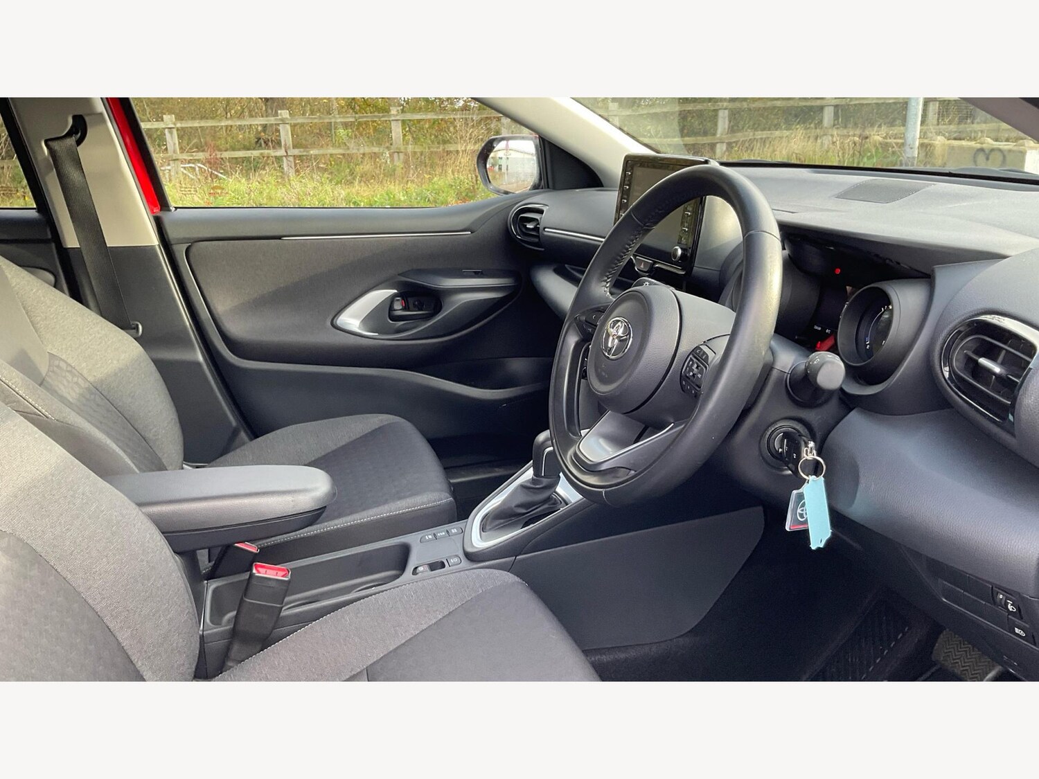 Used Toyota Yaris 2022 for sale - 77215236: Photo 13