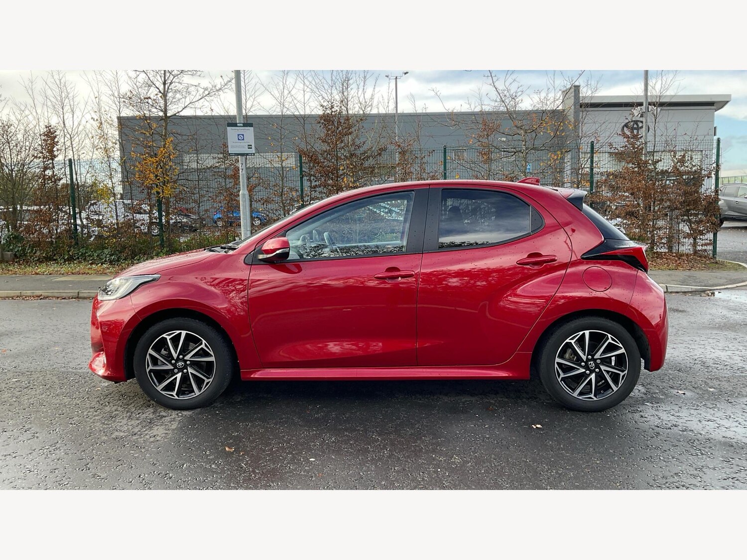 Used Toyota Yaris 2022 for sale - 77215236: Photo 19