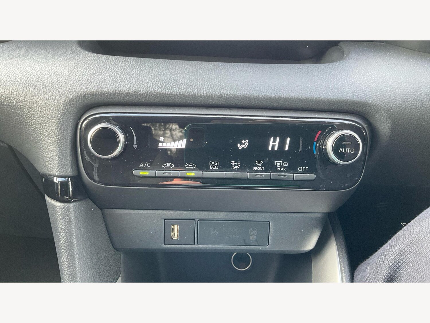 Used Toyota Yaris 2022 for sale - 77215236: Photo 27