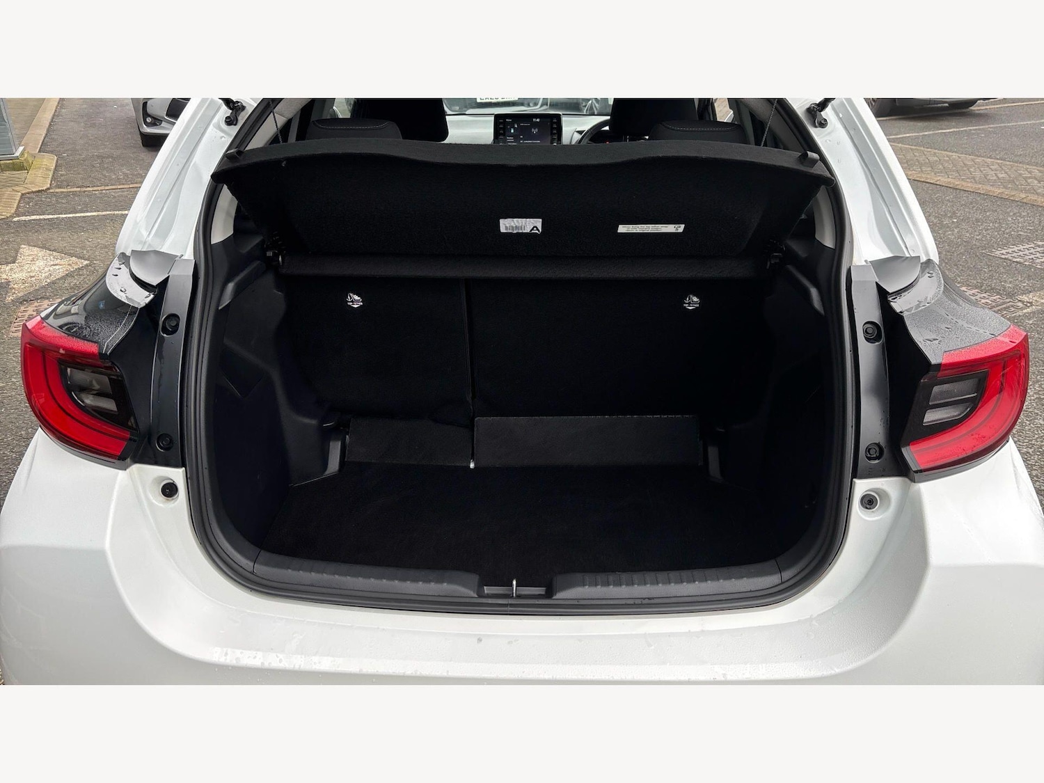 Used Toyota Yaris for sale - 78115150: Photo 16