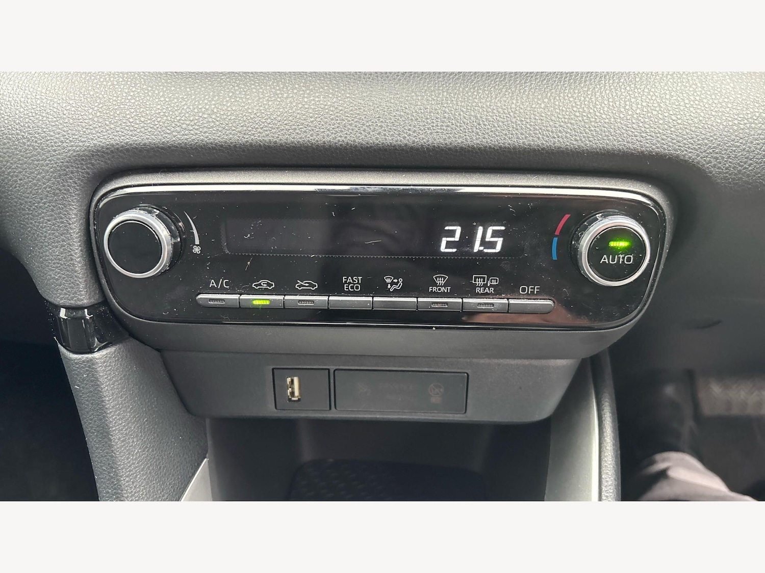 Used Toyota Yaris for sale - 78115150: Photo 26