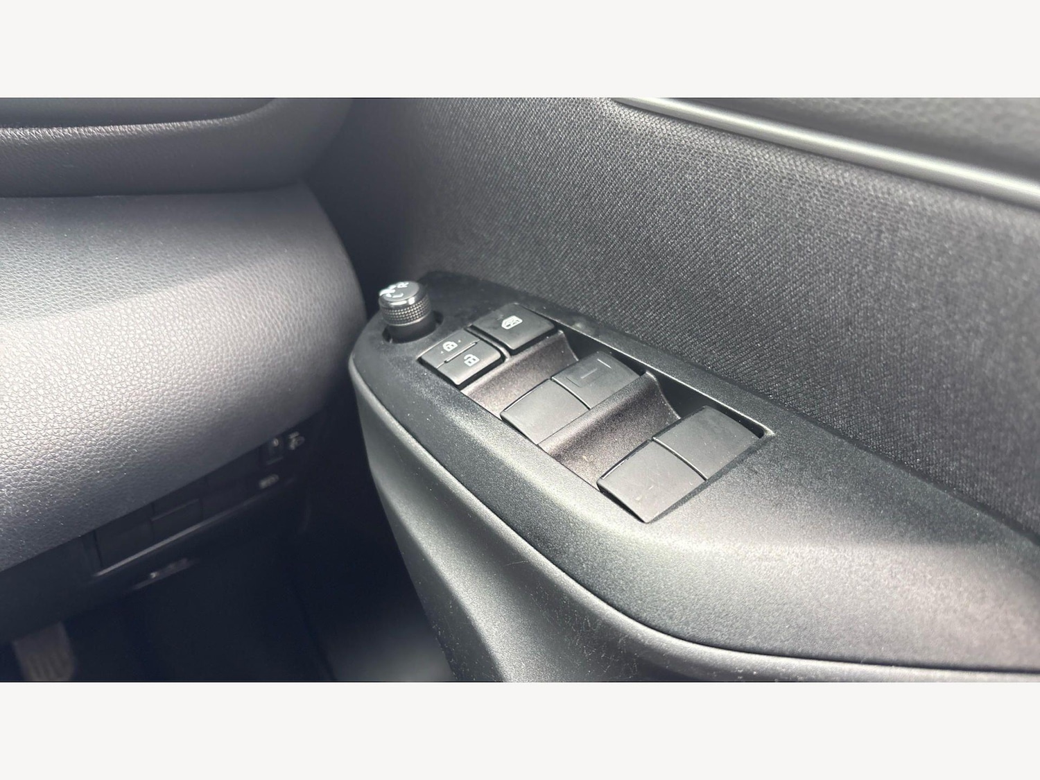 Used Toyota Yaris for sale - 78115150: Photo 32