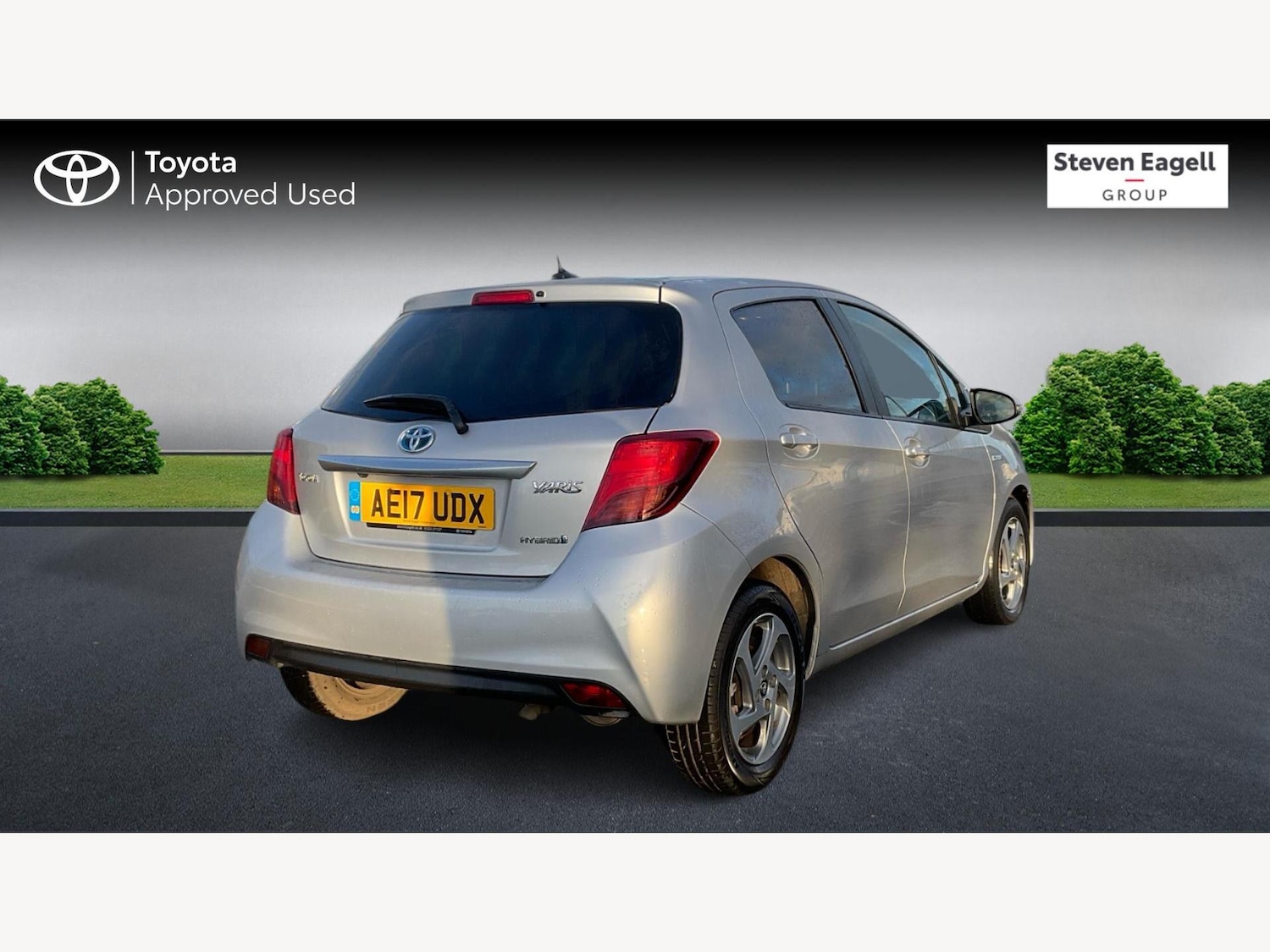 Used Toyota Yaris 2017 for sale - 77670597: Photo 2