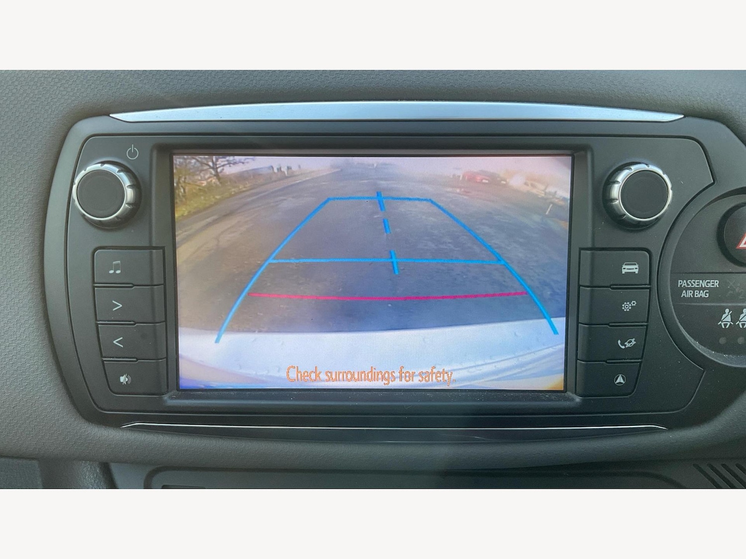 Used Toyota Yaris 2017 for sale - 77670597: Photo 26