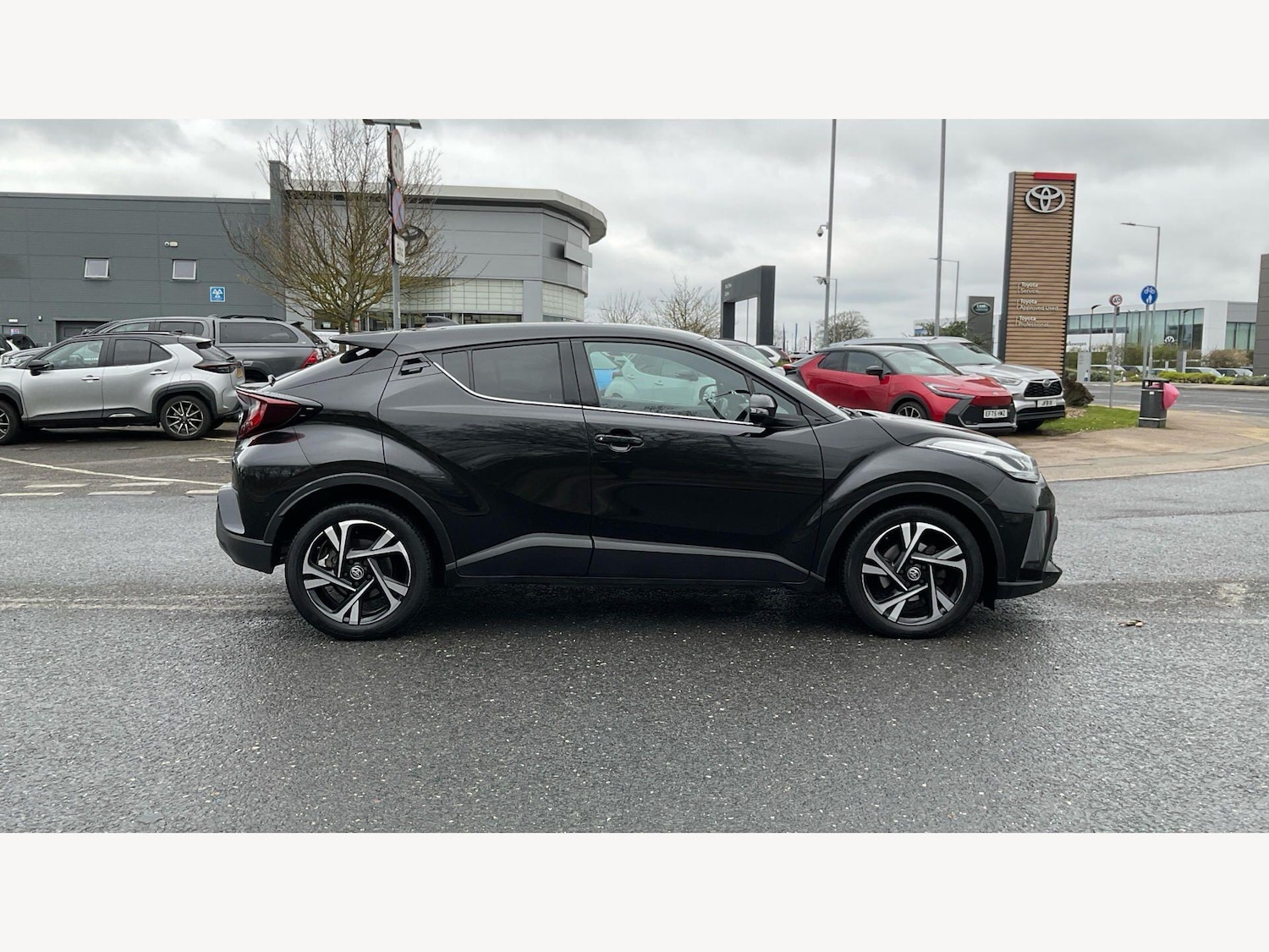 Used Toyota C-HR 2023 for sale - 78087116: Photo 18