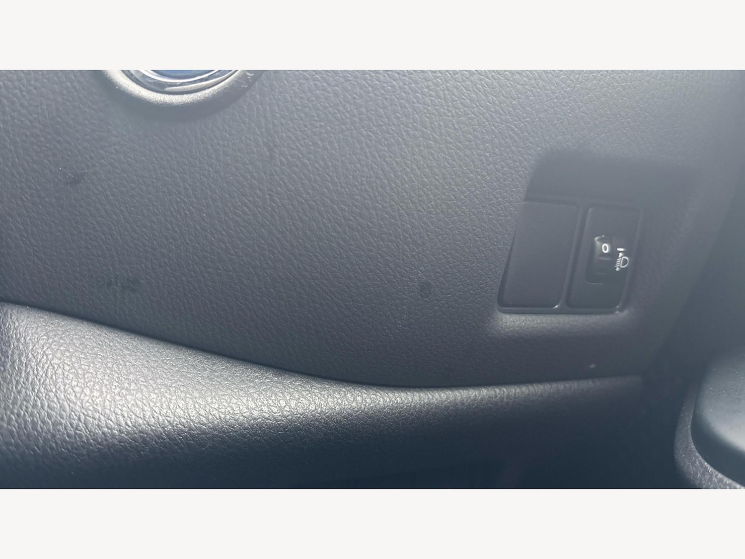 Used Toyota C-HR 2020 for sale - 77330733: Photo 28