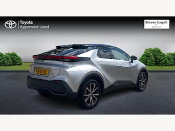 Used Toyota C-HR 2025 for sale - 79645212: Photo