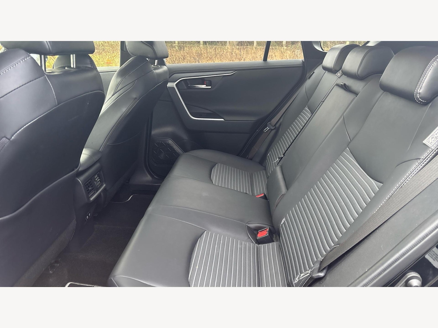 Used Toyota RAV4 2021 for sale - 77386969: Photo 15