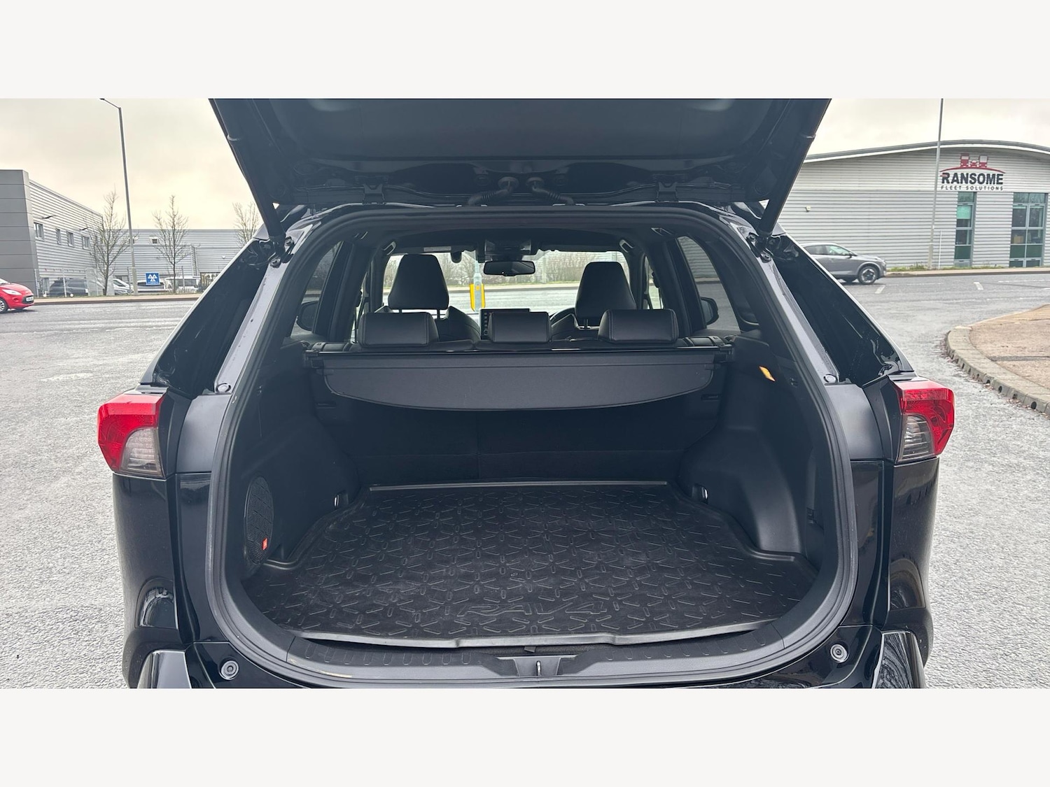 Used Toyota RAV4 2021 for sale - 77386969: Photo 16