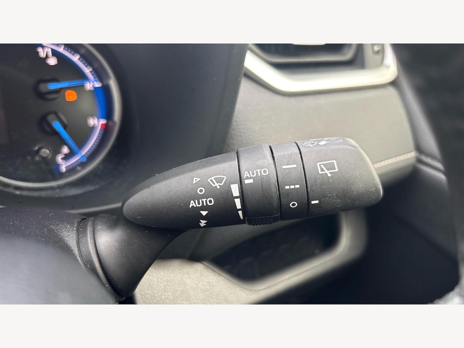 Used Toyota RAV4 2021 for sale - 77386969: Photo 25