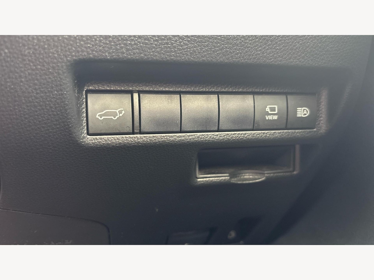 Used Toyota RAV4 2021 for sale - 77386969: Photo 27