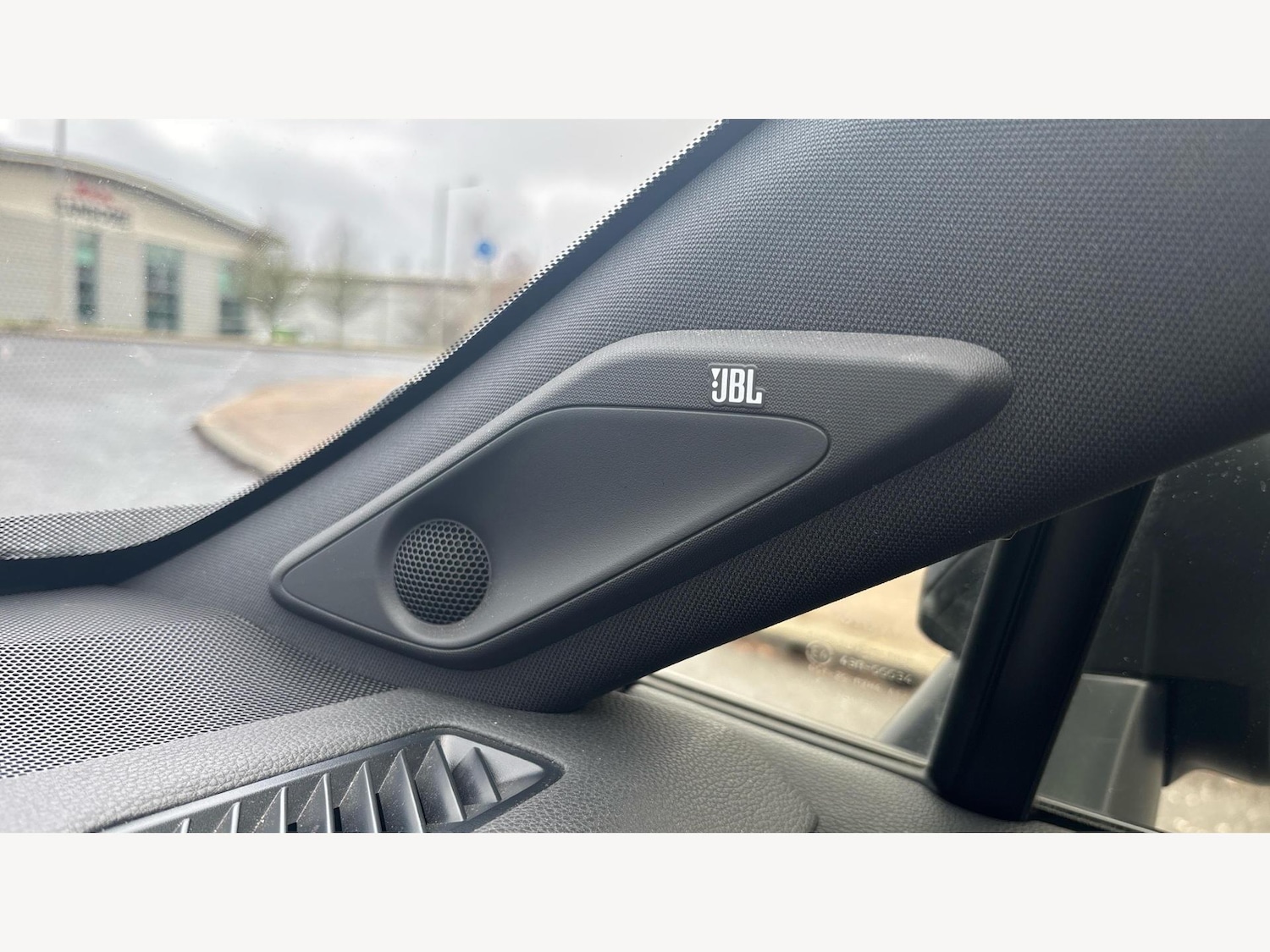 Used Toyota RAV4 2021 for sale - 77386969: Photo 31