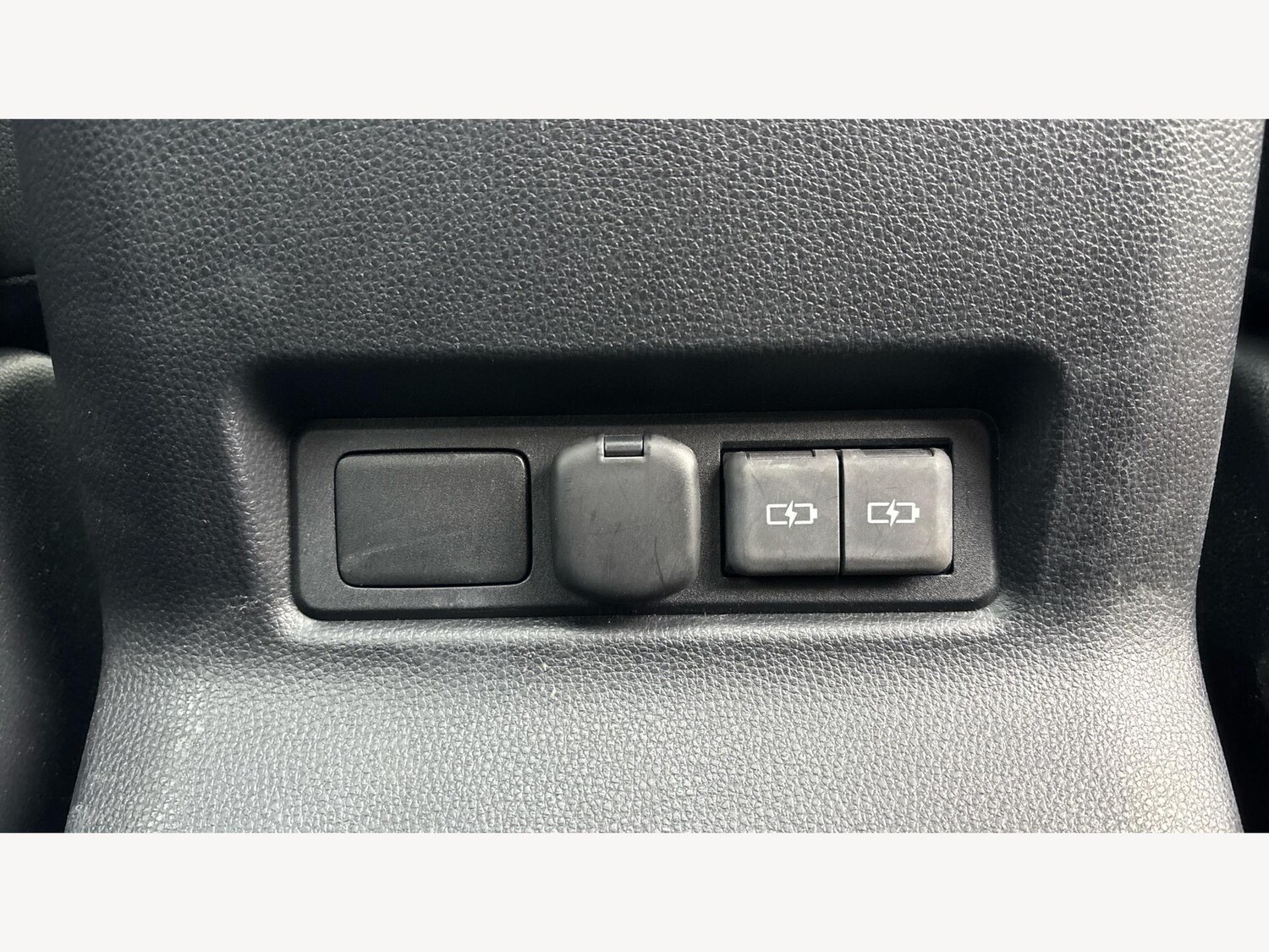 Used Toyota Land Cruiser 2024 for sale - 76499371: Photo 27