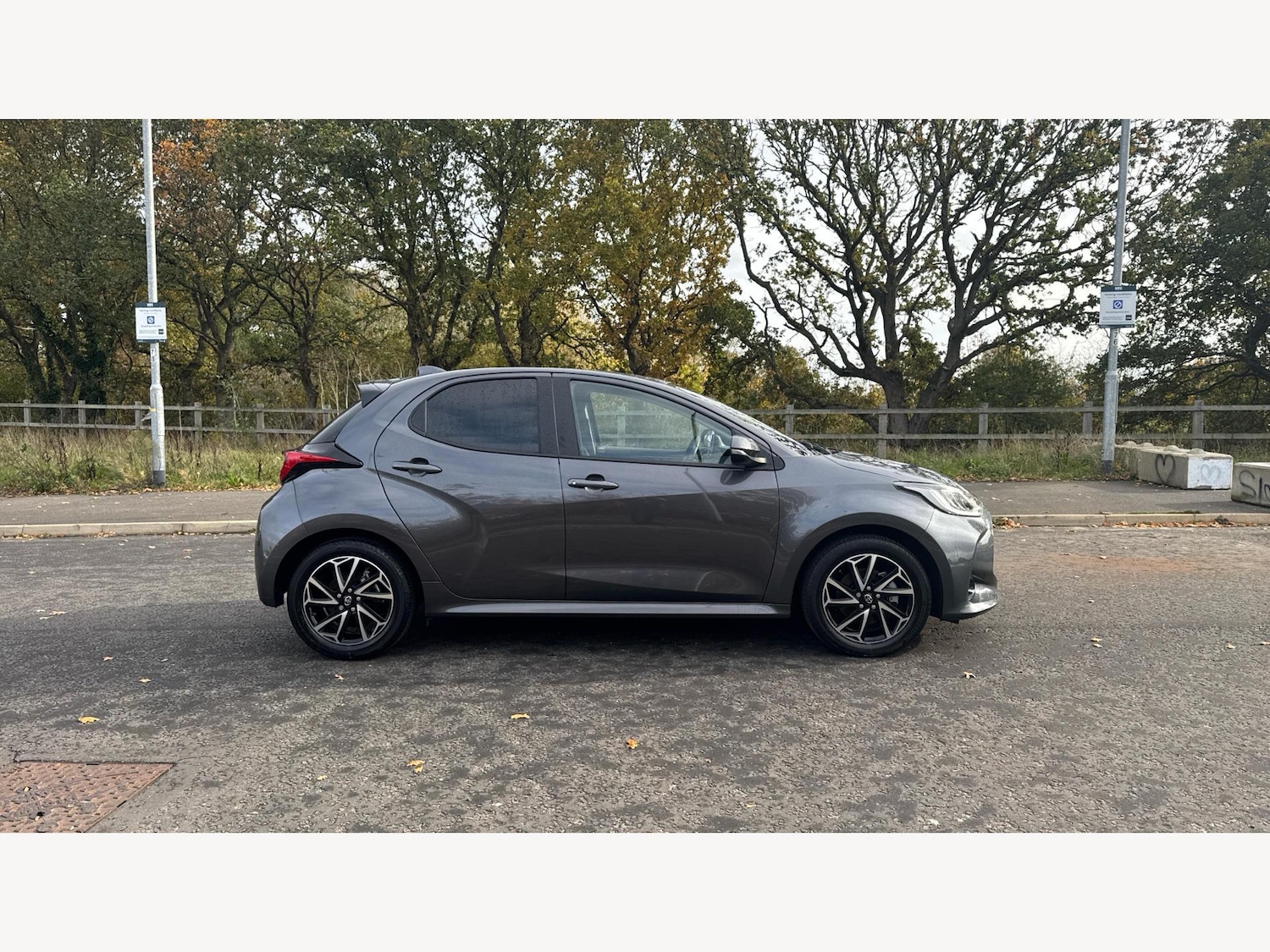 Used Toyota Yaris 2023 for sale - 76422773: Photo 18