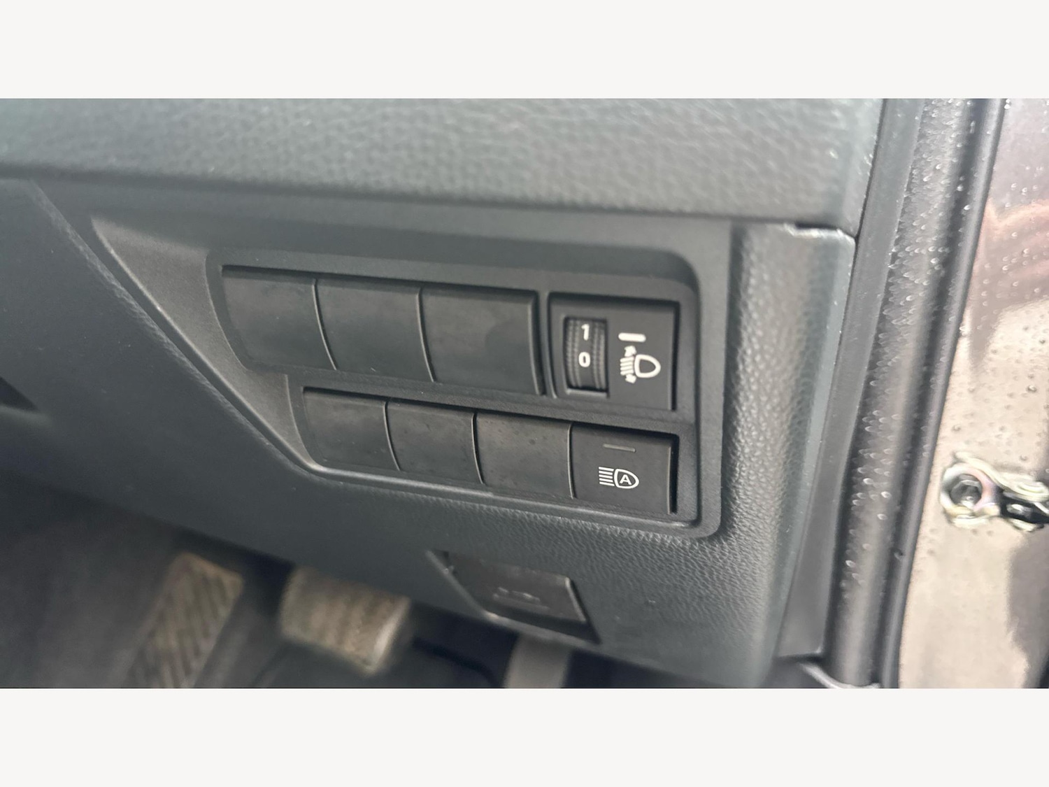 Used Toyota Yaris 2023 for sale - 76422773: Photo 22