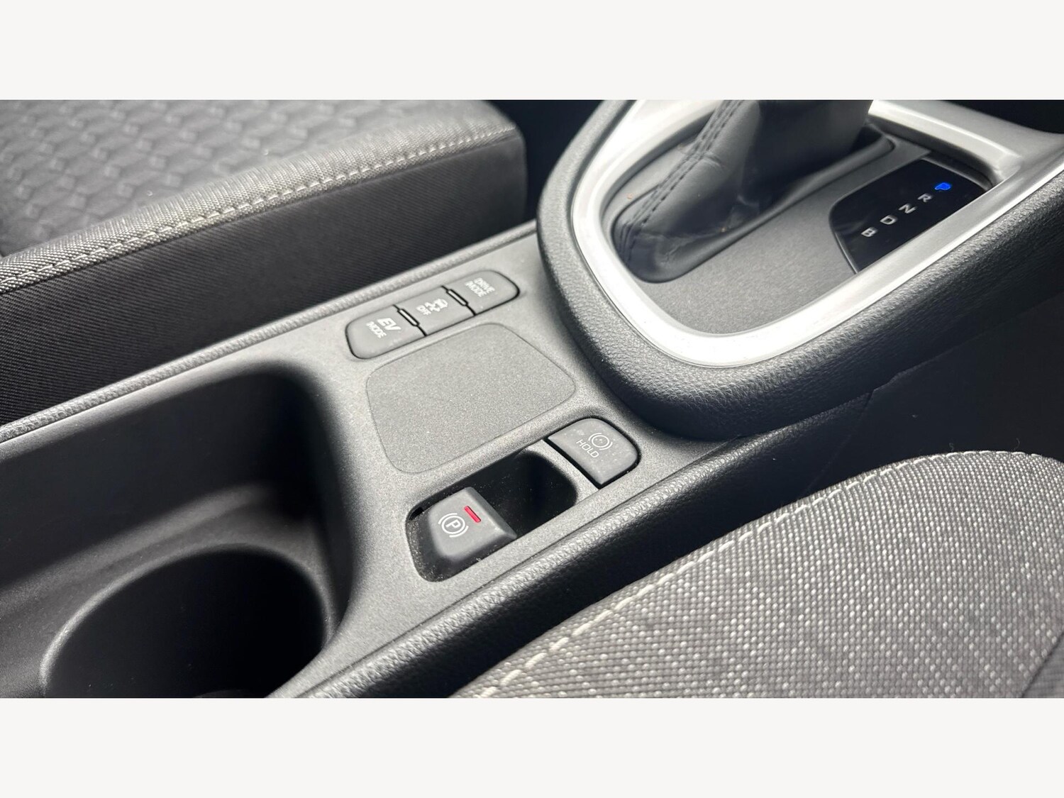 Used Toyota Yaris 2023 for sale - 76422773: Photo 28