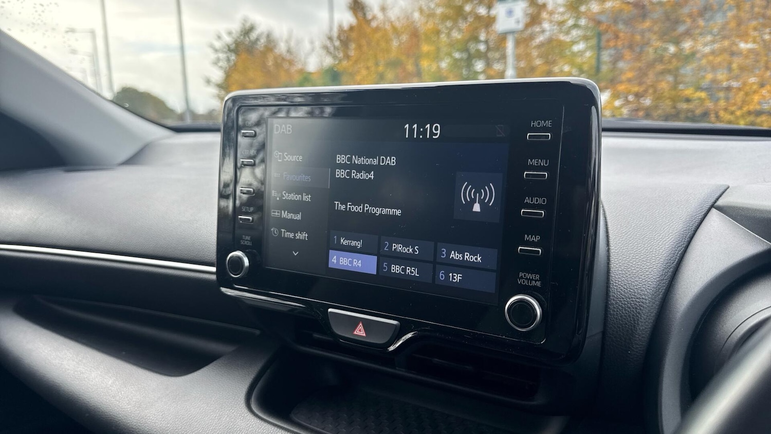 Used Toyota Yaris 2023 for sale - 76422773: Photo 35