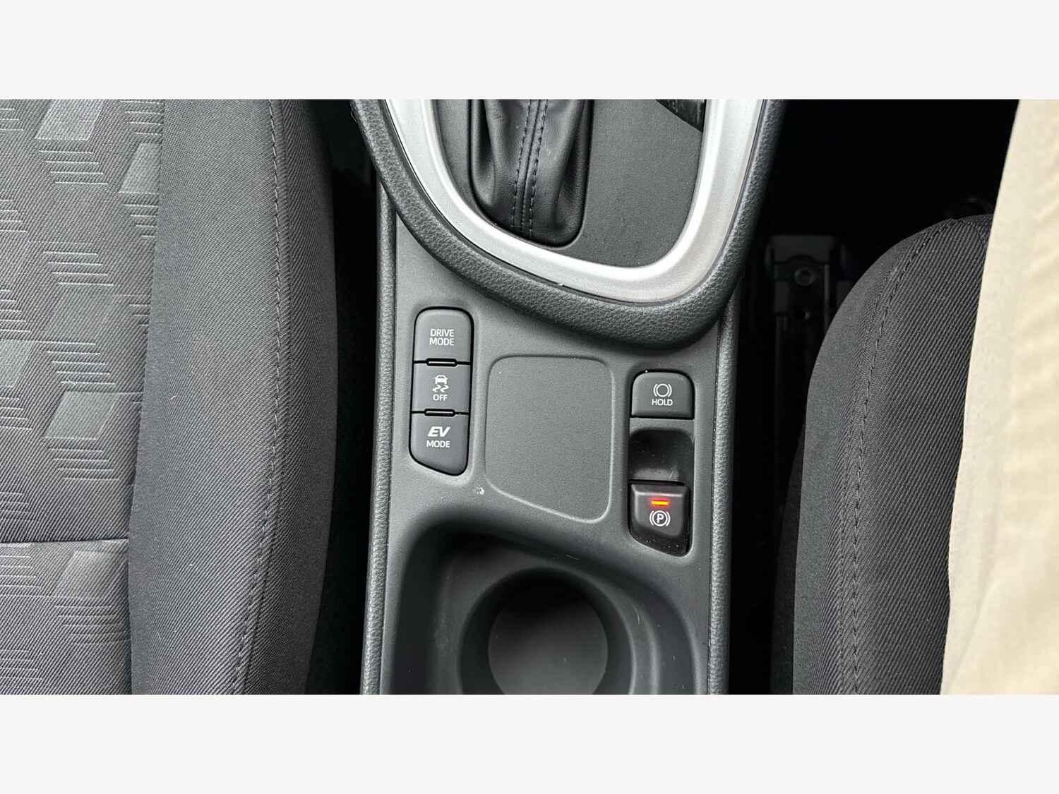 Used Toyota Yaris 2025 for sale - 77510307: Photo 29