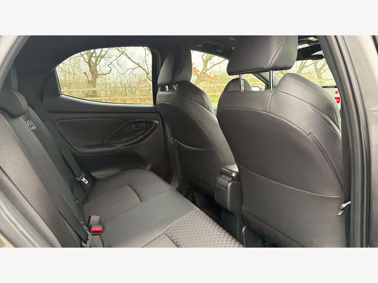 Used Toyota Yaris for sale - 77769554: Photo 14