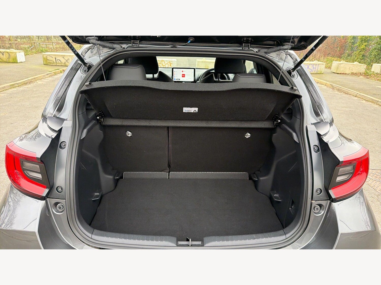 Used Toyota Yaris for sale - 77769554: Photo 16