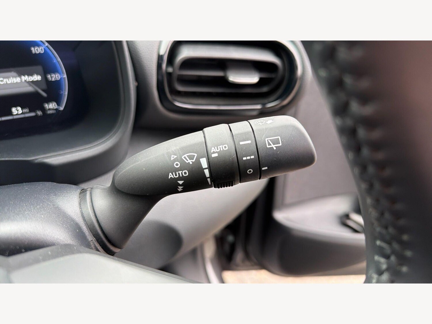 Used Toyota Yaris for sale - 77769554: Photo 25