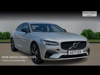 2022 (71) - R-Design T8 AWD (390 hp) Auto 4-Door