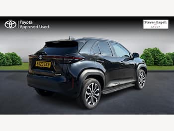 Used Toyota Yaris Cross 2023 for sale - 79609385: Photo