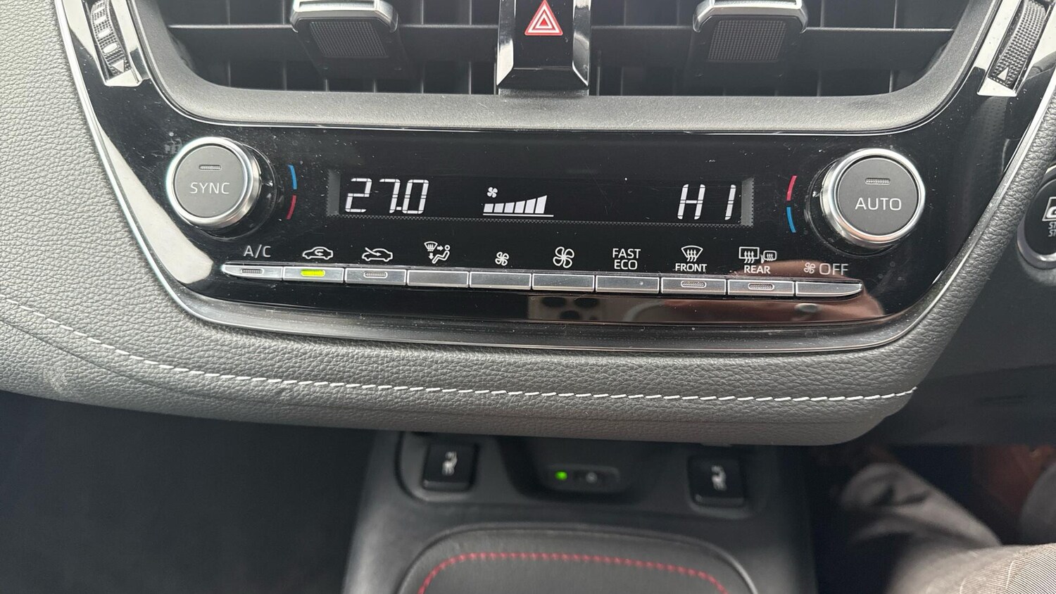 Used Toyota Corolla for sale - 77647004: Photo 32