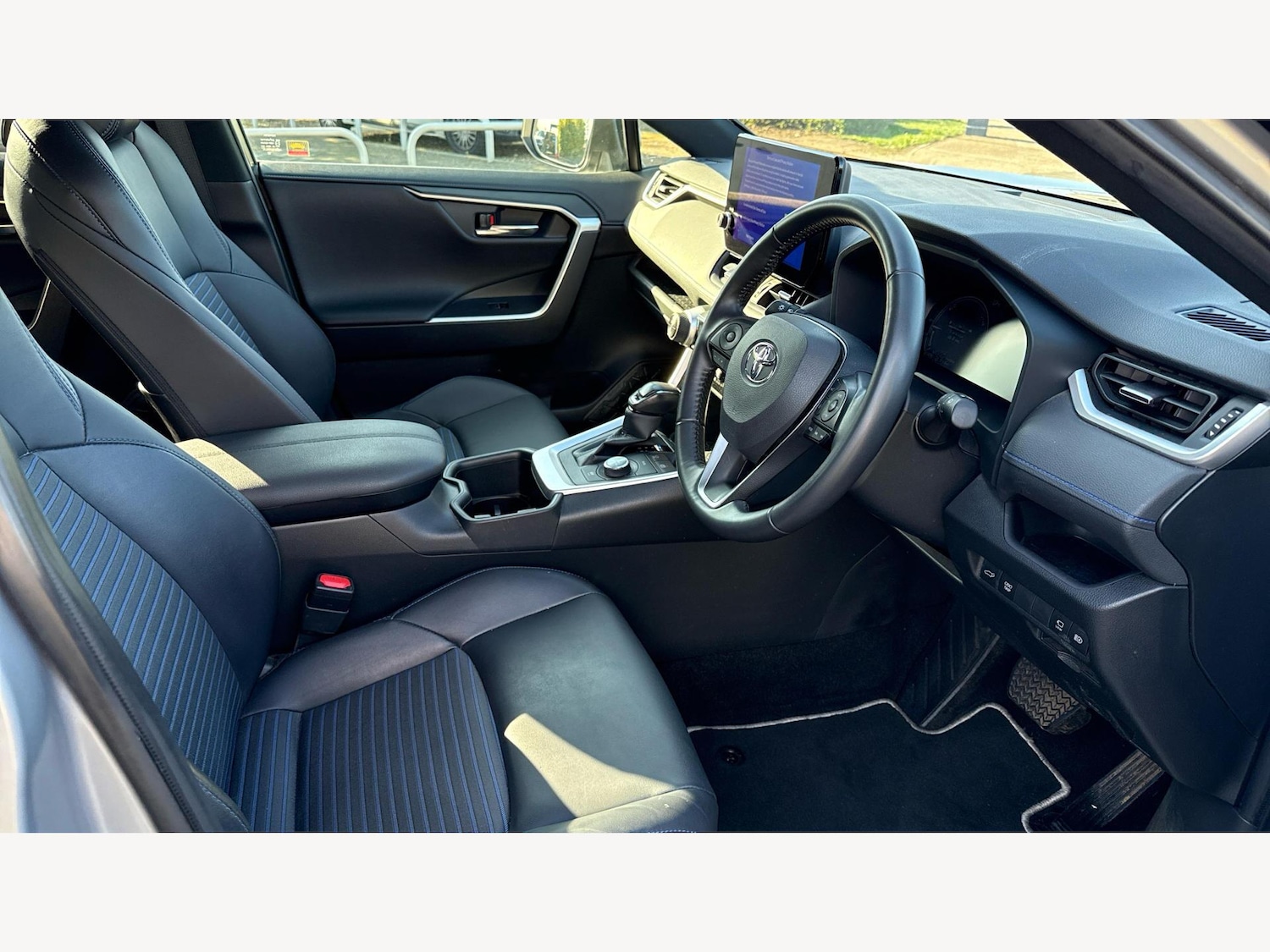 Used Toyota RAV4 2023 for sale - 76433402: Photo 13