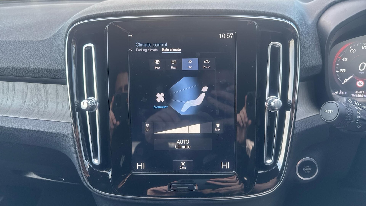 Used Volvo XC40 2020 for sale - 76849811: Photo 38