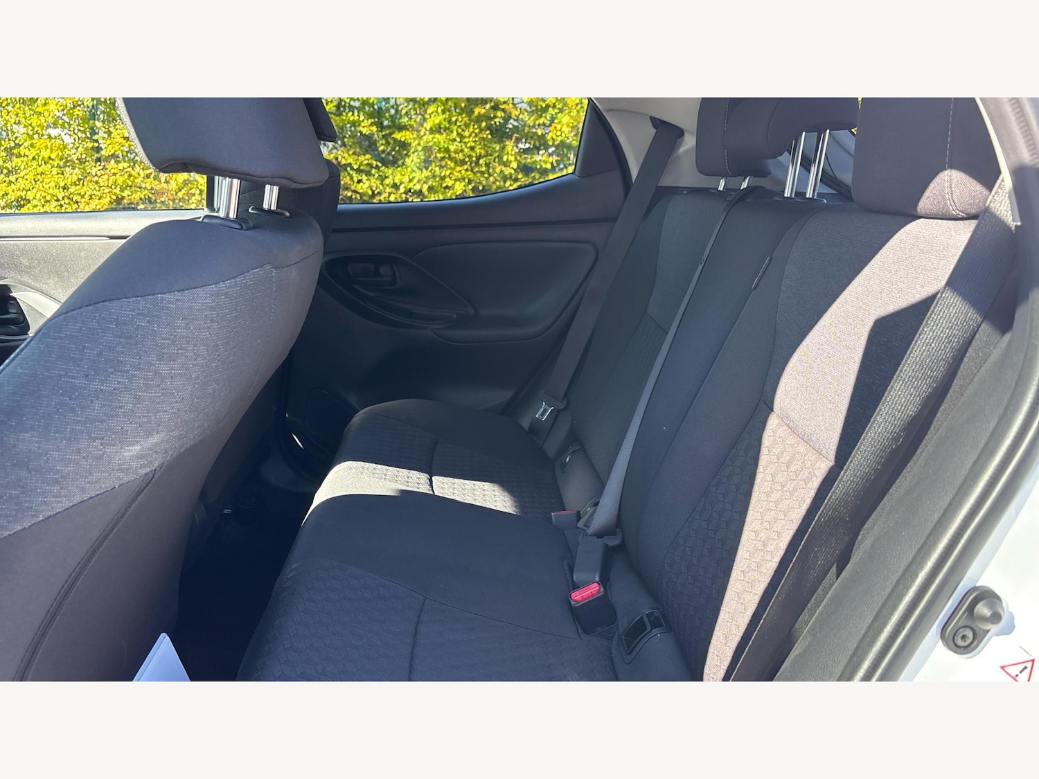 Used Toyota Yaris for sale - 77625491: Photo 15