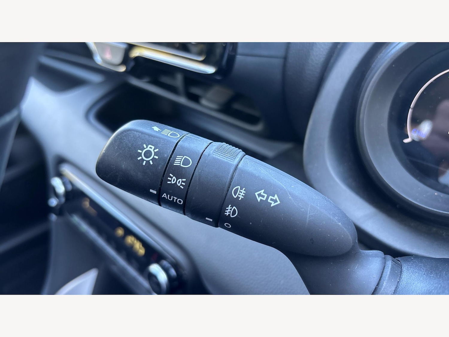 Used Toyota Yaris for sale - 77625491: Photo 29