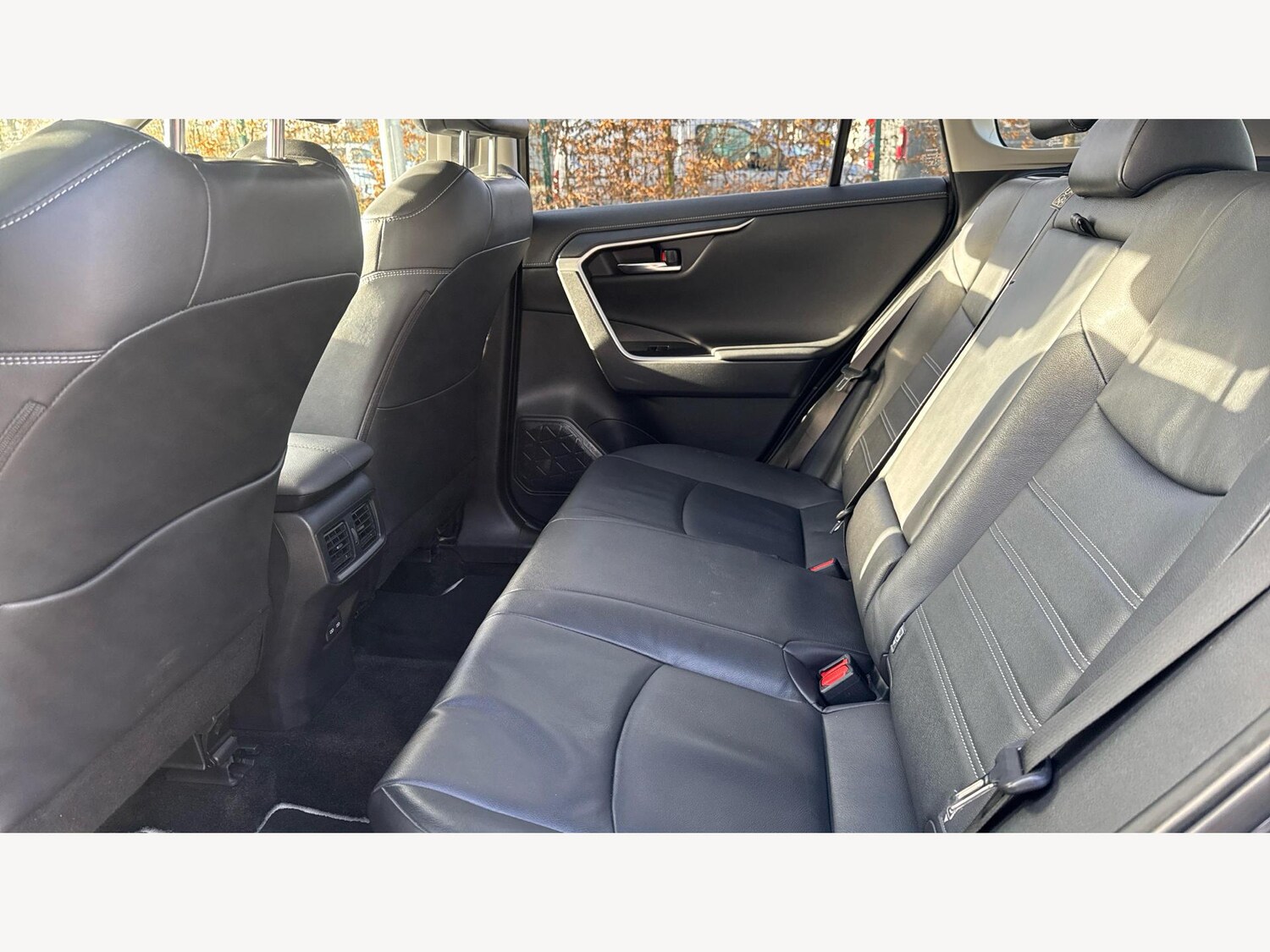 Used Toyota RAV4 2022 for sale - 77049741: Photo 15