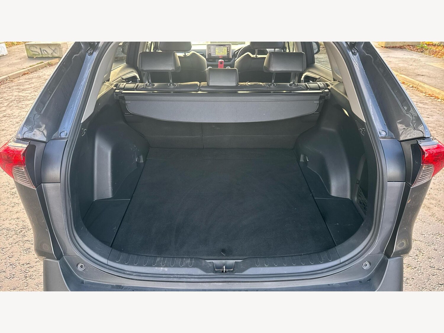 Used Toyota RAV4 2022 for sale - 77049741: Photo 16