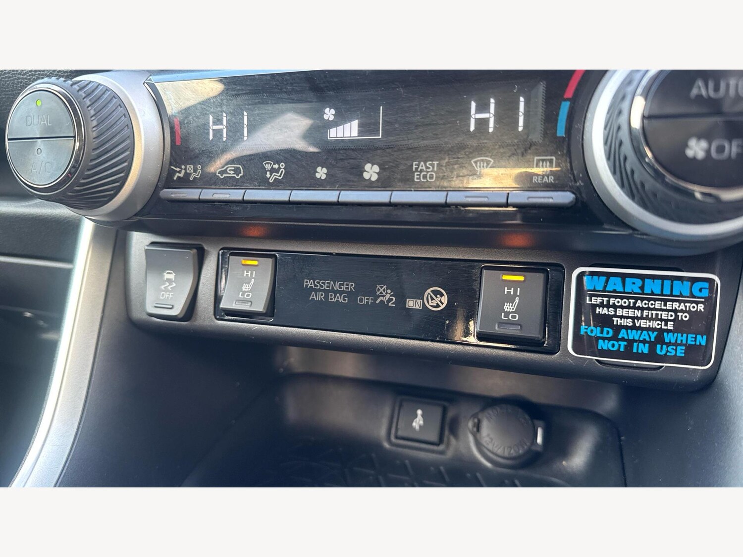 Used Toyota RAV4 2022 for sale - 77049741: Photo 22