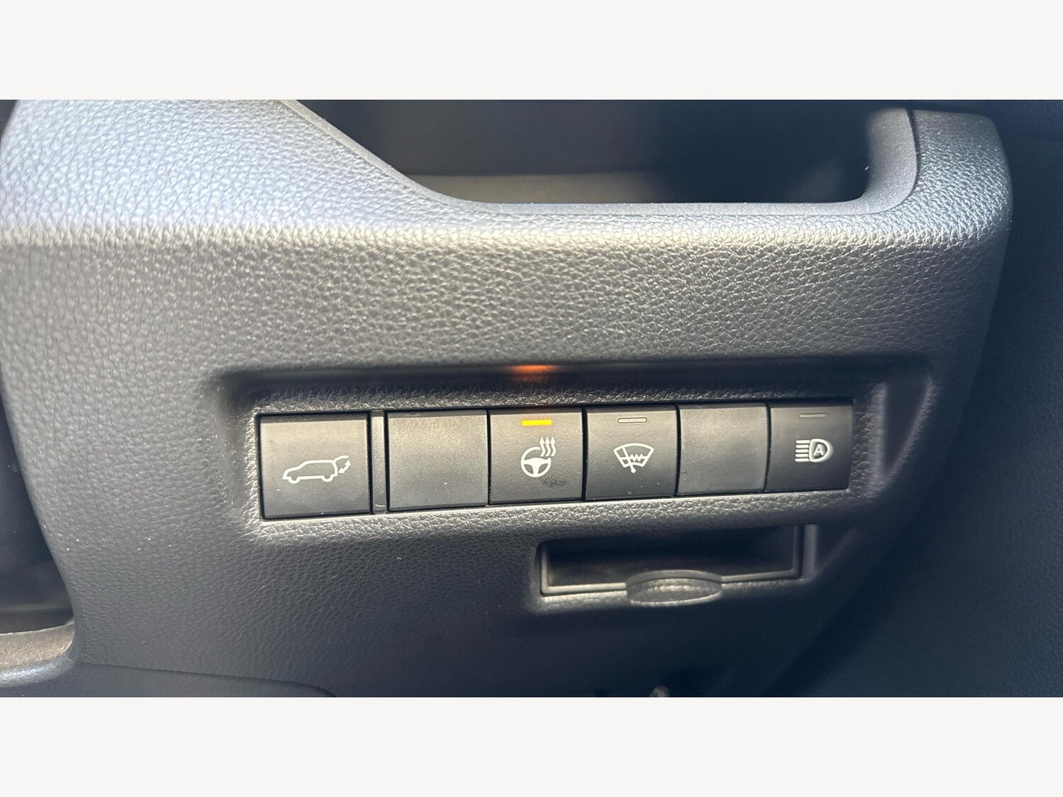 Used Toyota RAV4 2022 for sale - 77049741: Photo 29