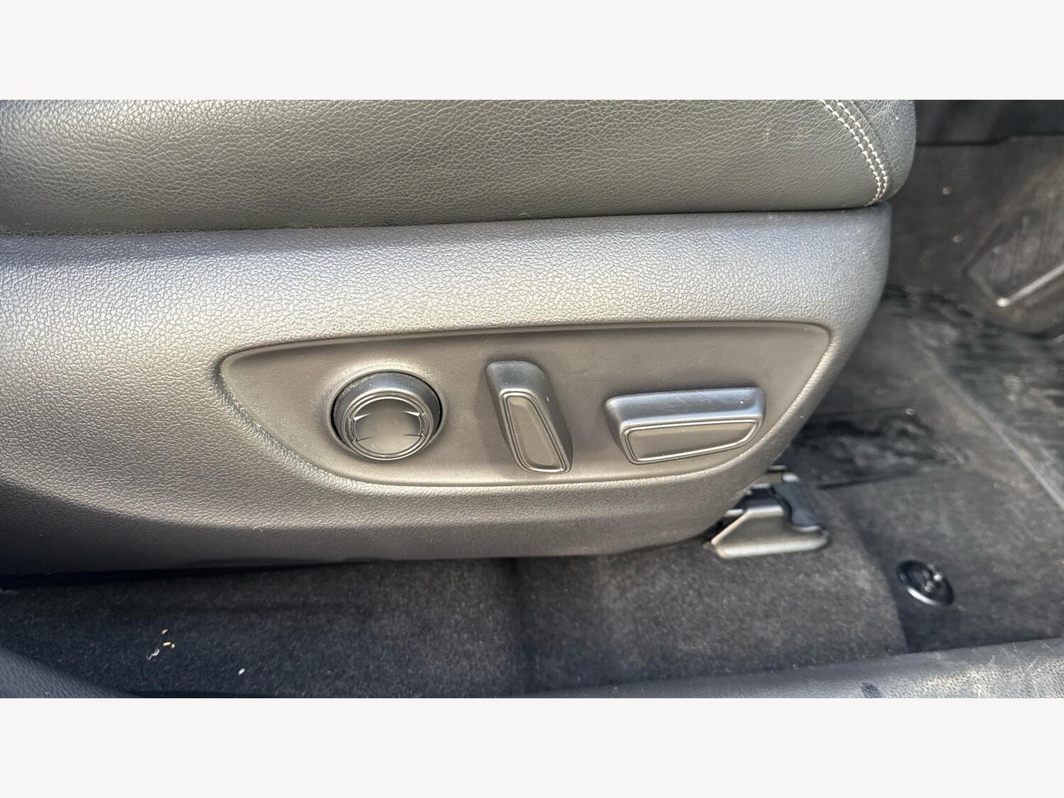 Used Toyota RAV4 2022 for sale - 77049741: Photo 30