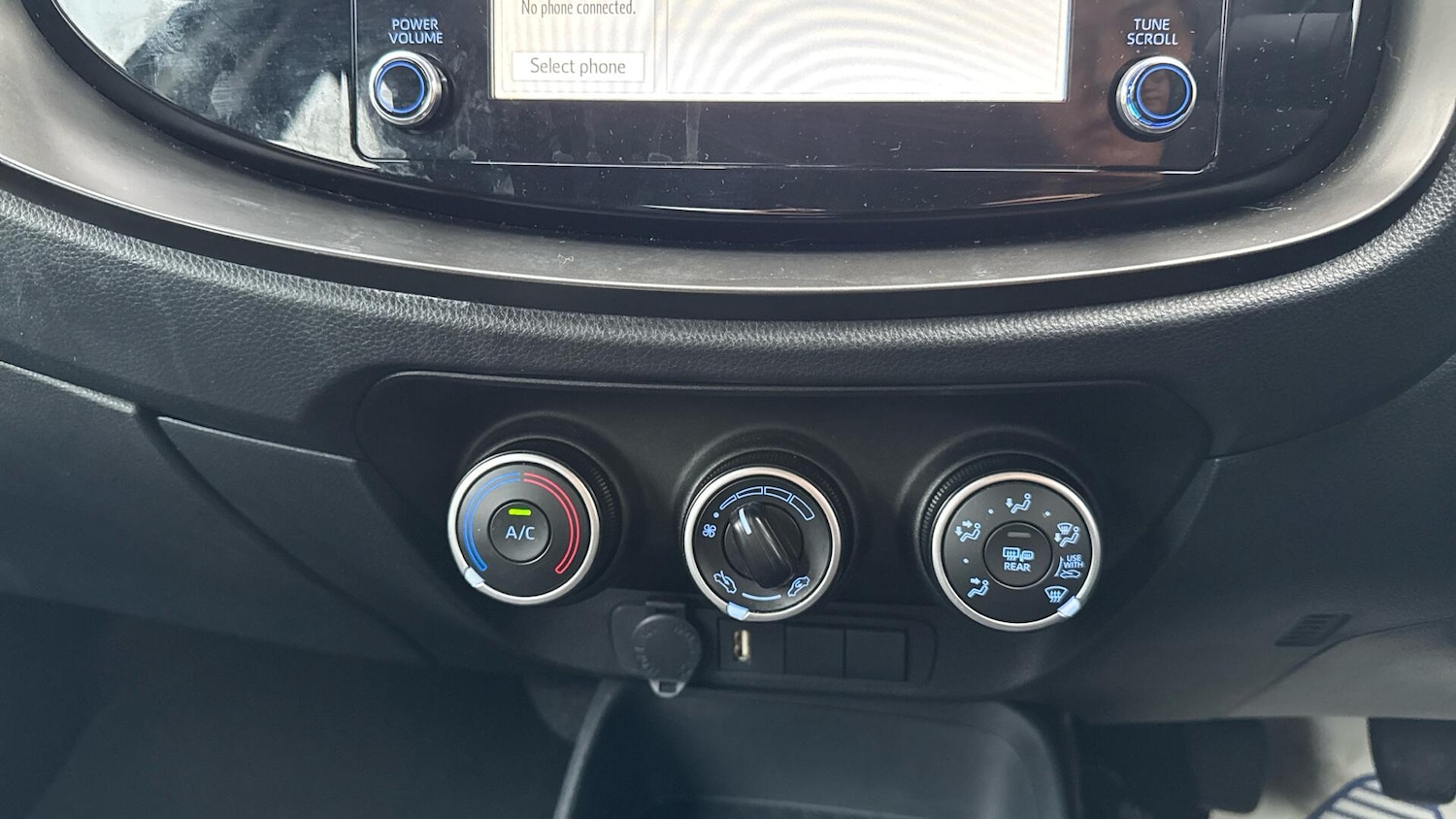 Used Toyota Aygo X 2023 for sale - 76349216: Photo 36