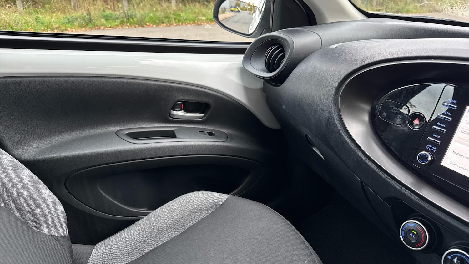 Used Toyota Aygo X 2023 for sale - 76349216: Photo 37