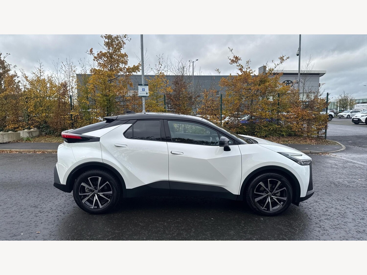Used Toyota C-HR 2025 for sale - 77574610: Photo 18