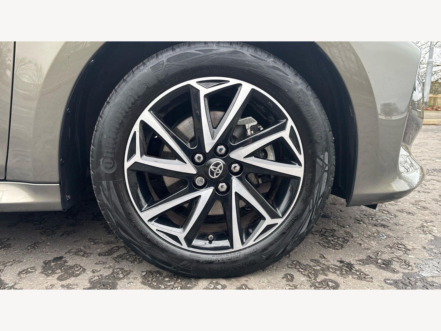 Used Toyota Yaris for sale - 77883568: Photo 26