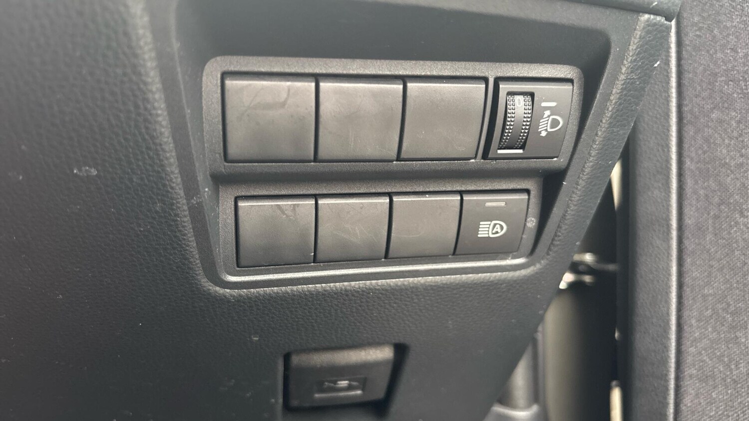 Used Toyota Yaris for sale - 77883568: Photo 36